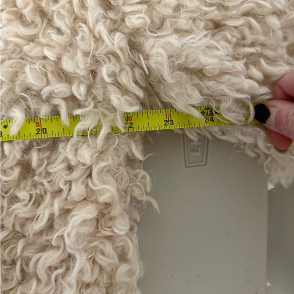 Abercrombie & Fitch Cream Sherpa Teddy Jacket Medium Cozy Boxy - Picture 8 of 9